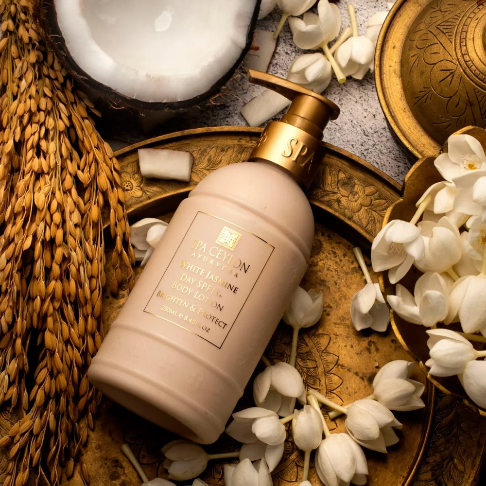 Лосьон для тела   c SPF 15+ "БЕЛЫЙ ЖАСМИН"