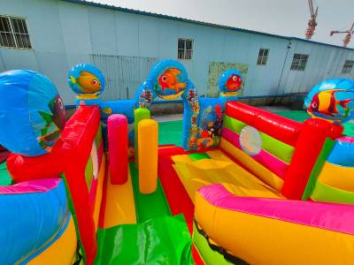 Коммерческий надувной батут-горка «Приключения рыбки 2» 7*4*5.5 м