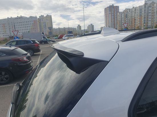 лип спойлер бмв