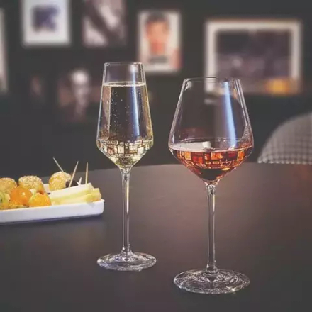 Бокал для вина «Дистинкшн» стекло 380мл D=56,H=220мм прозр