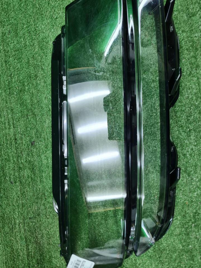 Стекло фары правое VW Tiguan 2 (2016-2020)