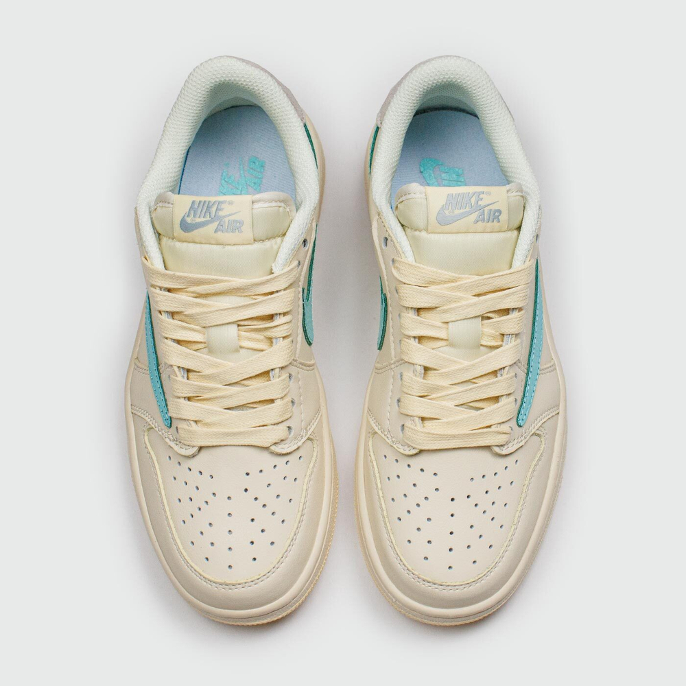 Кроссовки Air Jordan 1 Low x Travis Scott Beige Wmns