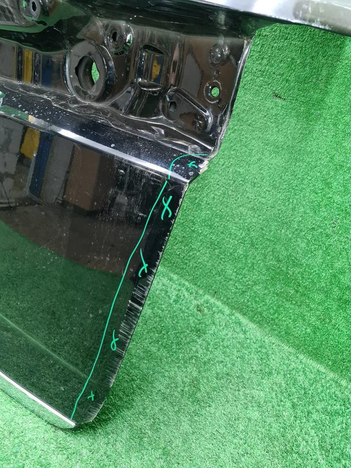 Крышка багажника Voyah Dream (2021-н.в.)