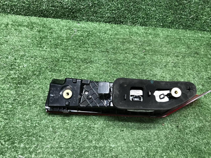 Фонарь правый внутренний Volvo XC60 2 (2017-н.в.)