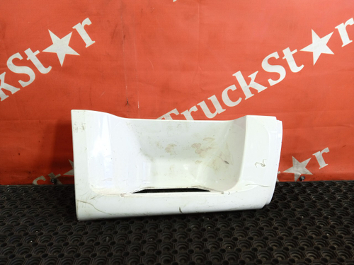 Корпус подножки правый