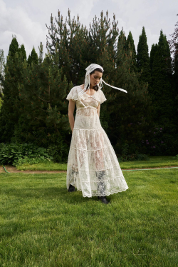 Платье-макси в стиле "ампир"