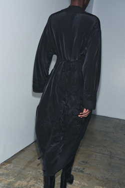 ZARA КИМОНО С ВЫШИВКОЙ И ПОЯСОМ — ZW COLLECTION LIMITED EDITION, ЧЕРНЫЙ