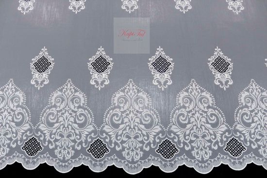 Тюль французская сетка с вышивкой Медальон (молочный)