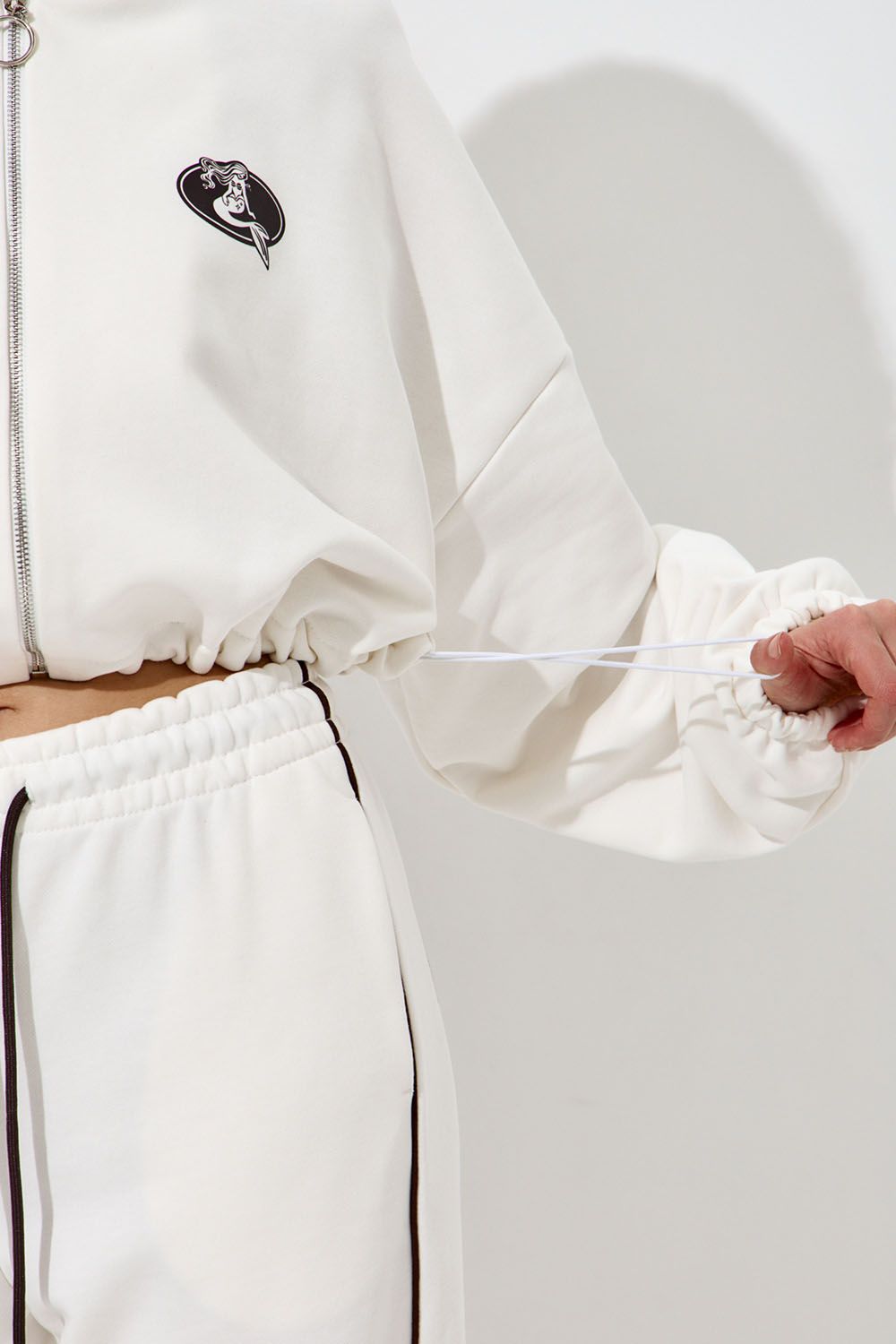 Худи укороченное "Âme Sirène" кремового цвета