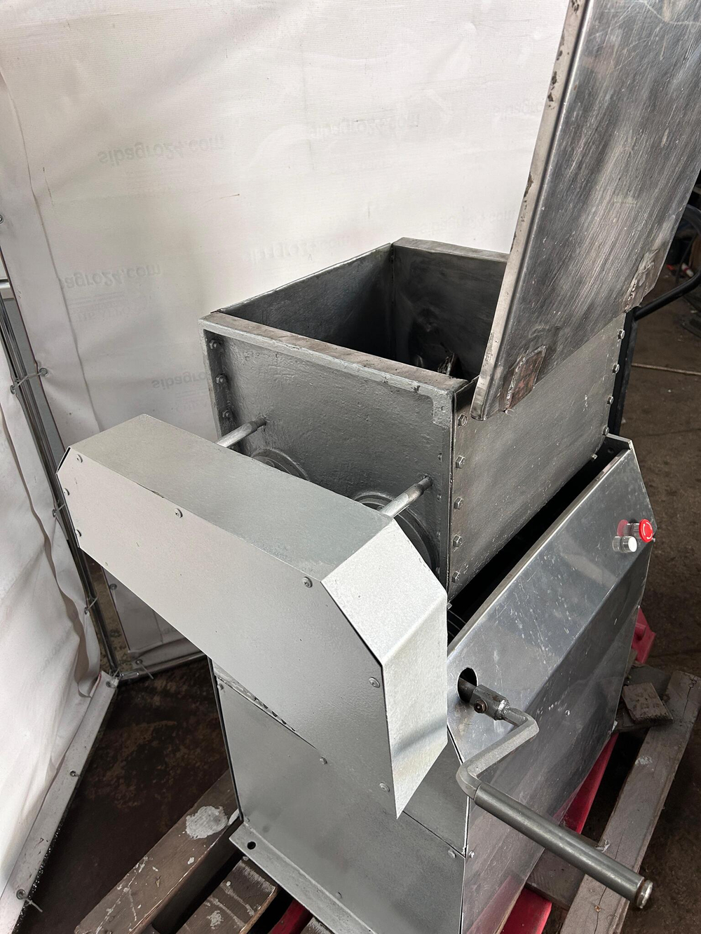 Тестомес для крутого теста МТУ-50 б/у