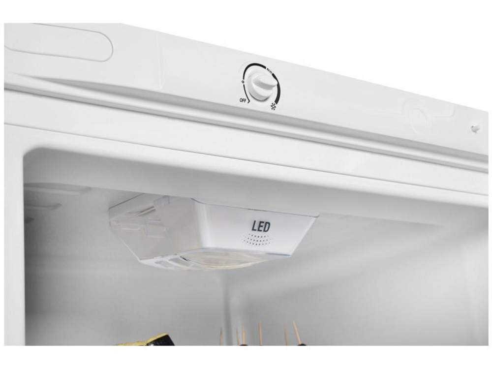 Холодильник двухкамерный Indesit DS 4180 W белый