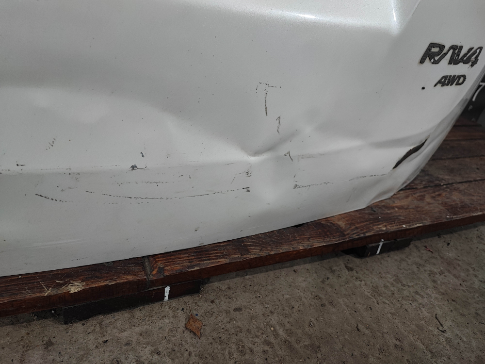Крышка багажника Toyota RAV4 IV (XA40) 12-15 Б/У Оригинал 6700542460
