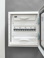 ARMAT Автоматический выключатель M06N 3P C 6А IEK
