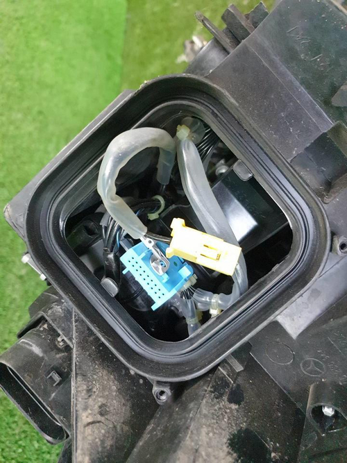 Битая Фара левая Mercedes S w222 (2013-2017) LED