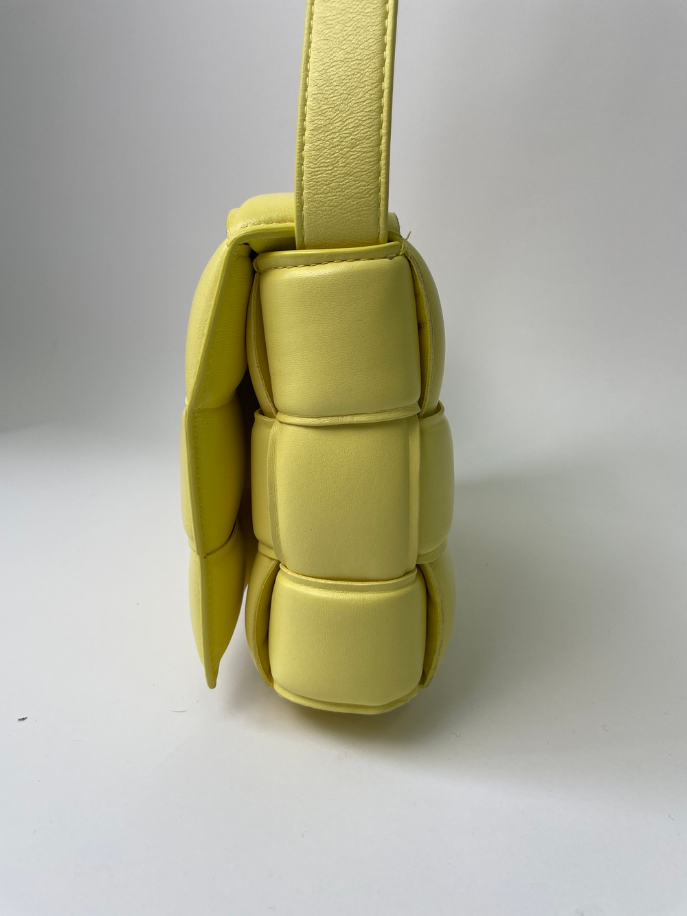 Сумка Bottega Veneta Padded Cassette