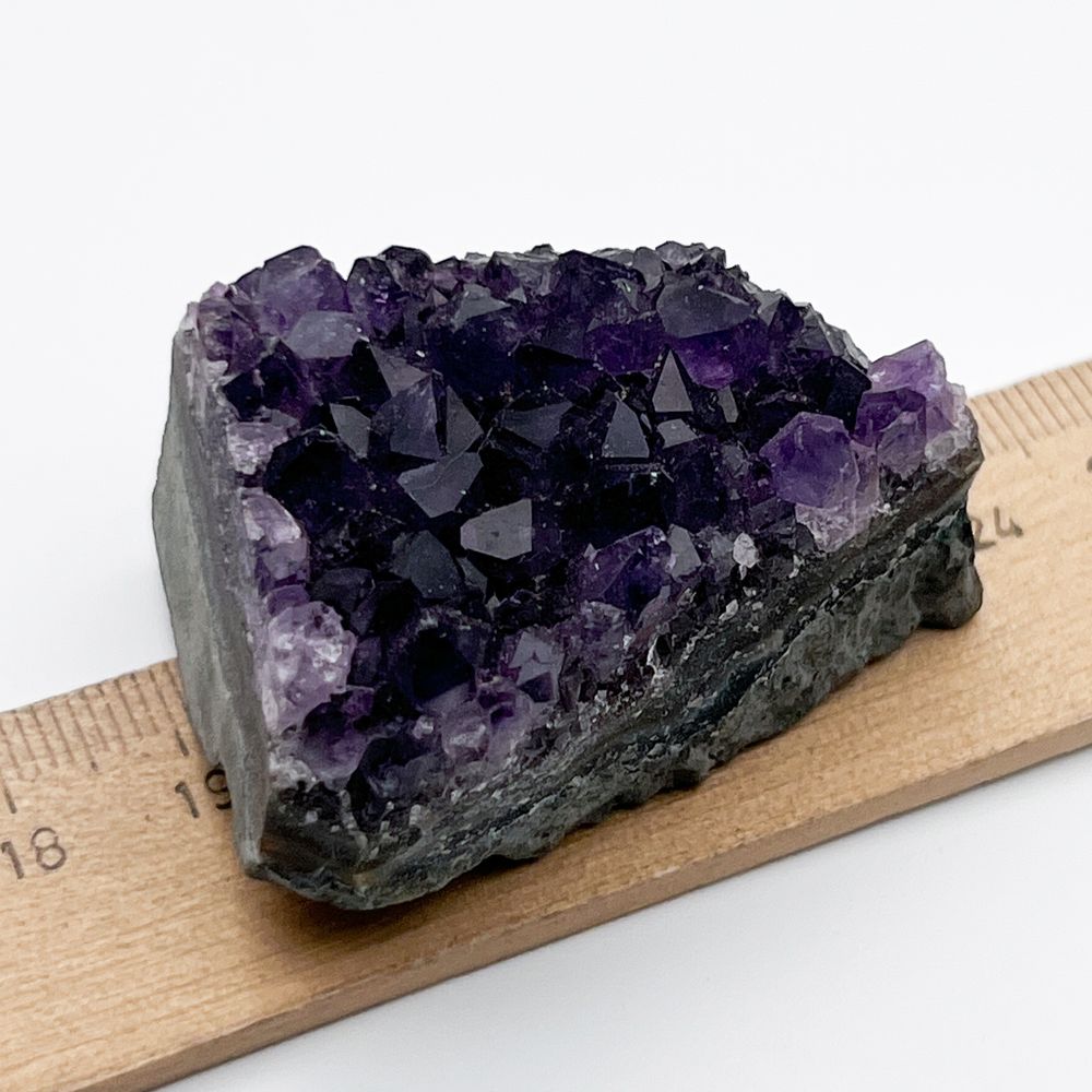 Аметист, друза, размер 44*35 мм, цена за 1 шт