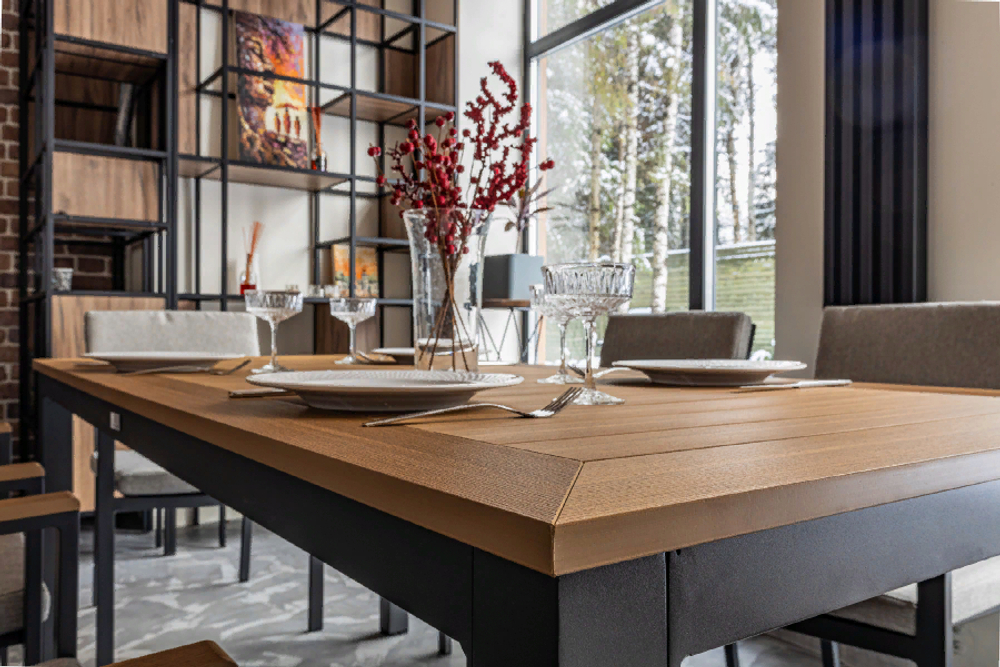 Обеденный стол ROYAL FAMILY OSCAR со столешницей из поливуда