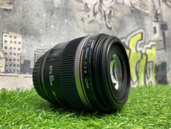 Canon EF-S 60mm 2.8 Macro USM