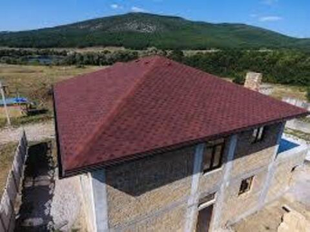 Гибкая черепица Docke PREMIUM Двухслойная "Шеффилд" Клубника 3м2