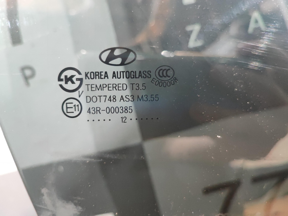 Стекло двери задней правой Hyundai ix55 (EN) 08-13 Б/У Оригинал 834213J020