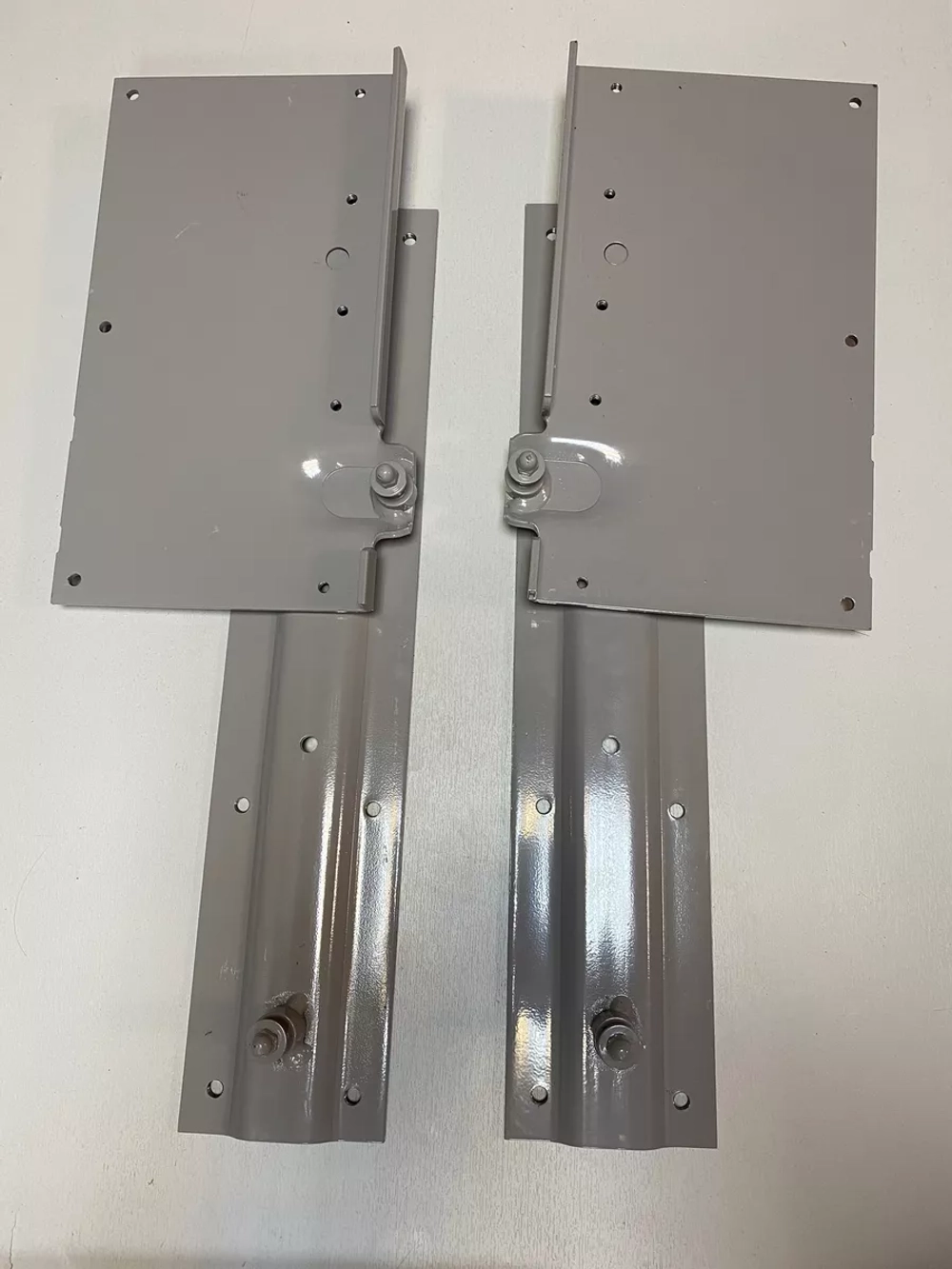 Механизм шкаф-кровать с опорными ногами и 2 газлифтами 2000N