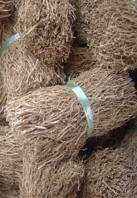 VETYVEROL NATUREL / ВЕТИВЕРОЛ натуральный CAS 68129-81-7 ; 89-88-3