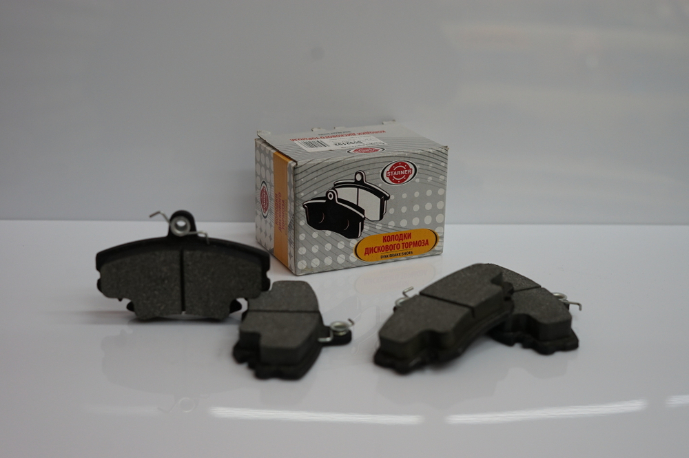 Колодки тормозные передние STARNER S532192 для LADA Largus, Renault Logan