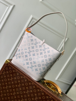 Louis Vuitton Flore