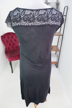 Платье Milabel с кружевной вставкой, визуально на 44 размер