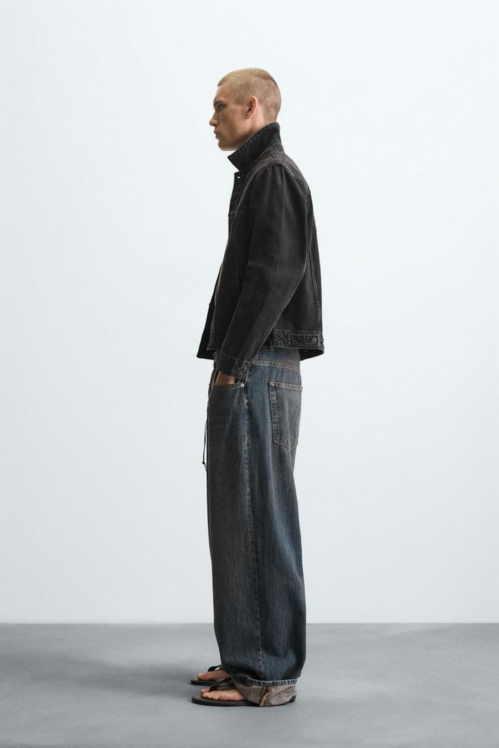 ZARA БАЗОВАЯ ДЖИНСОВАЯ КУРТКА, ЧЕРНЫЙ