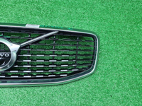 Решетка радиатора Volvo XC60 2 (17-21) R-Design