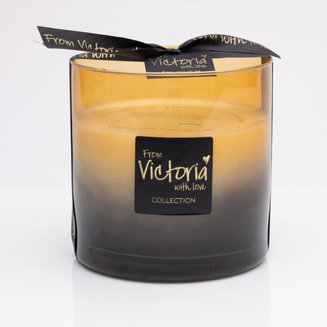 Свеча ароматическая 1.8кг Victoria with Love Fade black