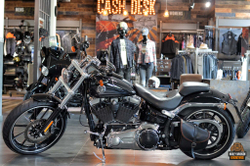 Harley-Davidson Softail Breakout MY15