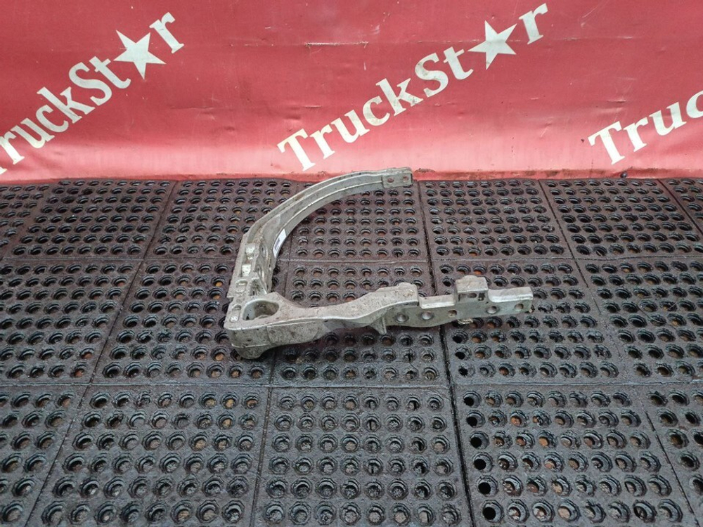 Кронштейн глушителя 2017г.