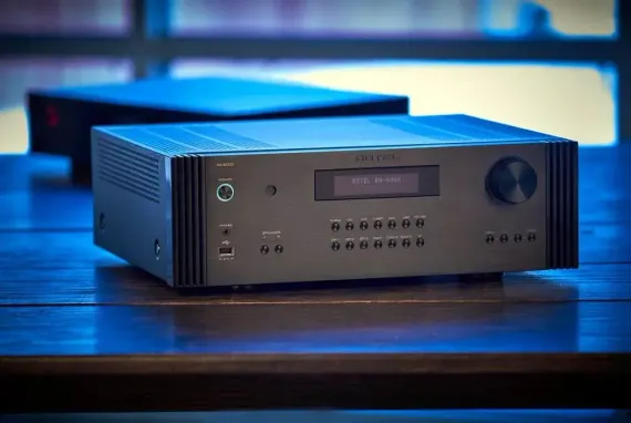 Rotel RA-6000 Black