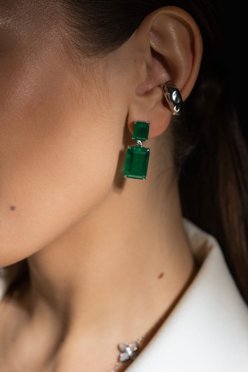 Серьги массивные с крупными зелёными фианитами