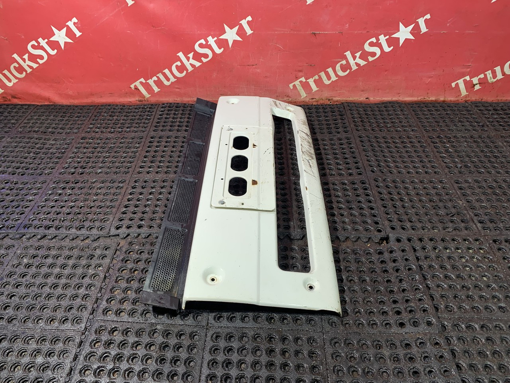 Бампер передний средняя часть 2023г.