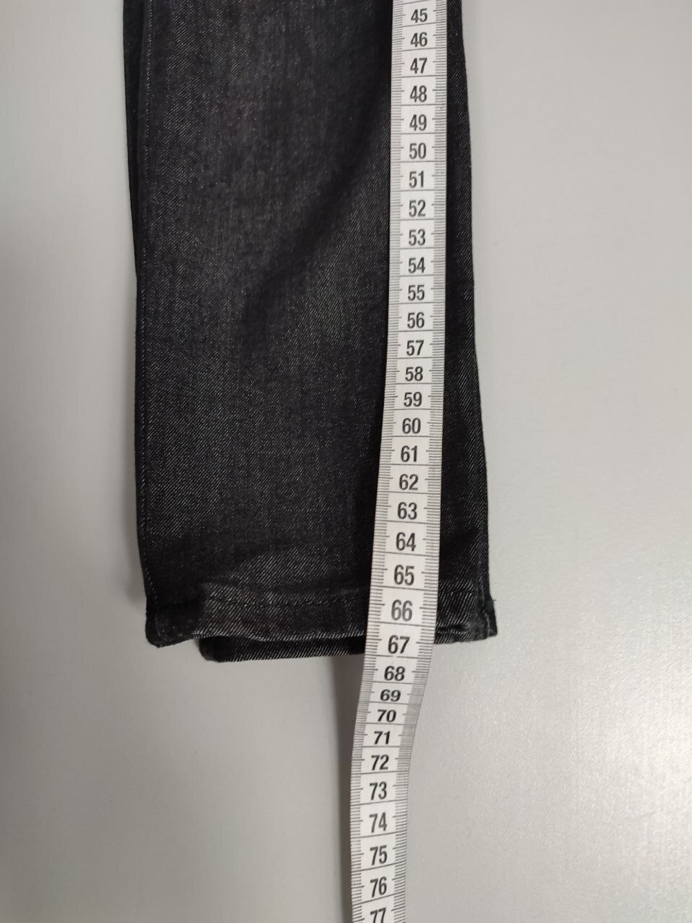 Джинсы Zara темные 40 размер