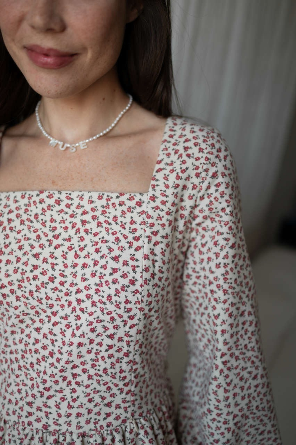 Платье Скарлетт из фланели для беременных и кормящих мам, Кремовый с розовыми цветами