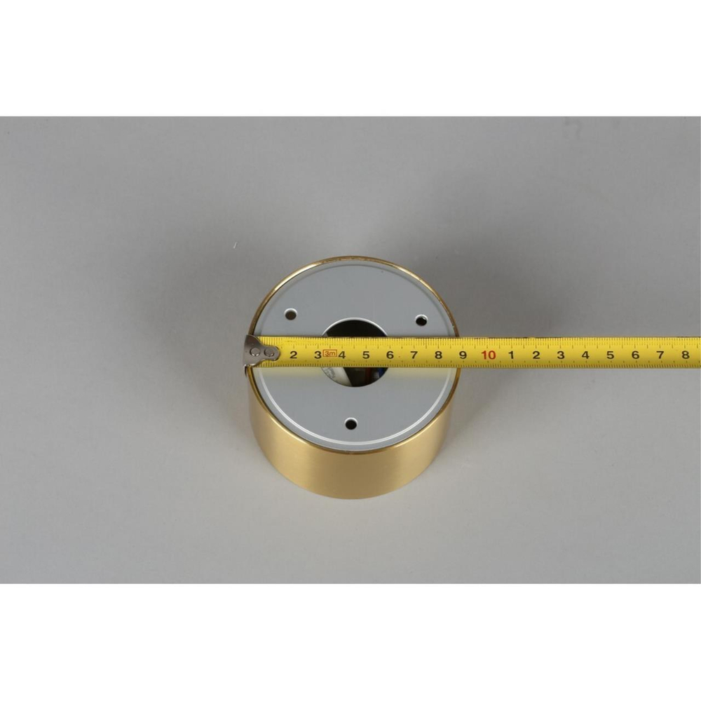 Накладной светодиодный светильник Omnilux Abano OML-103329-06