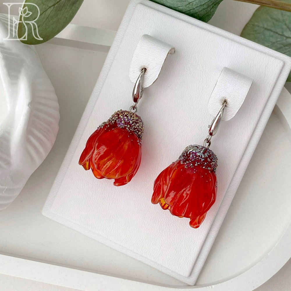 LEFIREL' Серьги серебряные женские "Рания" с цветами из муранского стекла / ювелирные украшения из родированного серебра 925