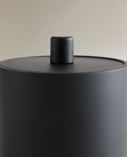 ZARA HOME ЁМКОСТЬ ДЛЯ ХРАНЕНИЯ ИЗ СМОЛЫ, ЧЕРНЫЙ