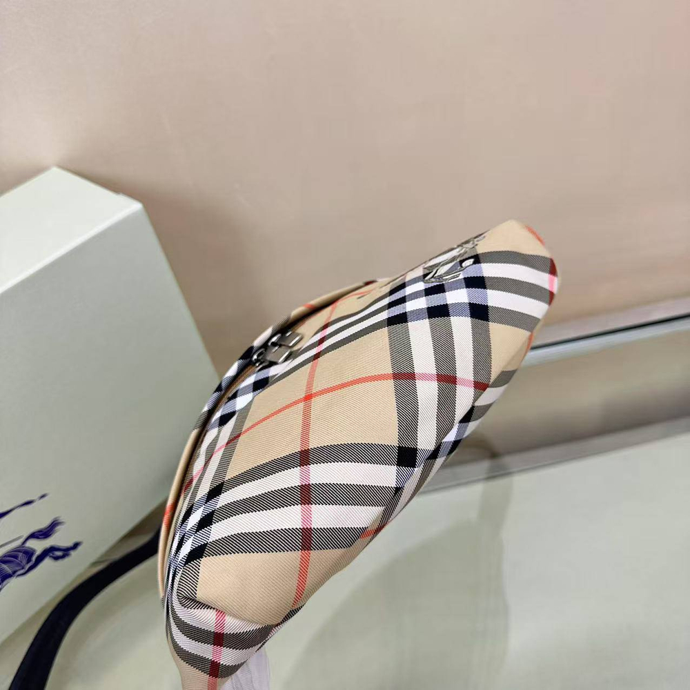 Сумка Burberry