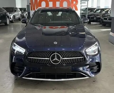Mercedes-Benz E 230