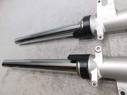 Перья вилки Honda CBR1100XX SC35