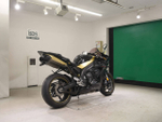 Yamaha YZF-R1 2005