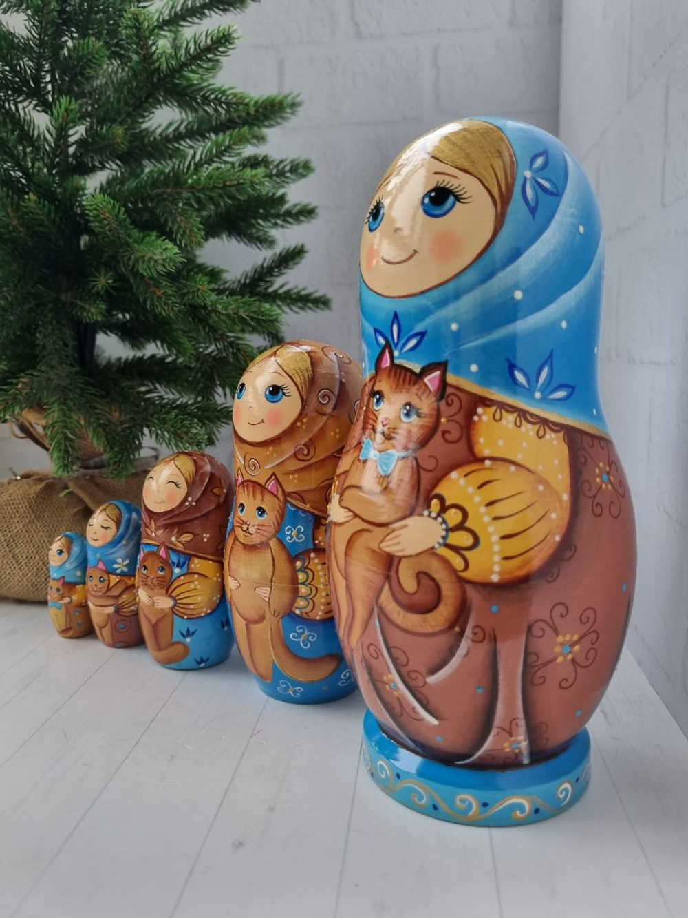 Матрешка Мила с котом 21см 5мест