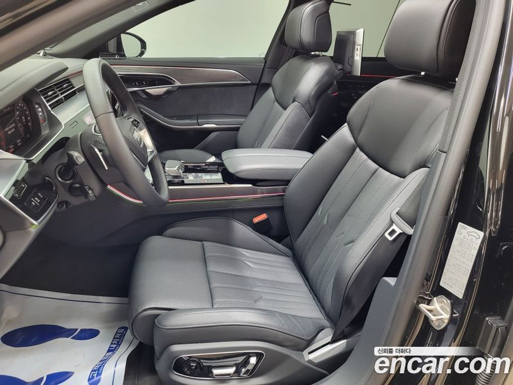 Audi A8 (D5) 55 TFSI Quattro Premium LWB (12.2022)
