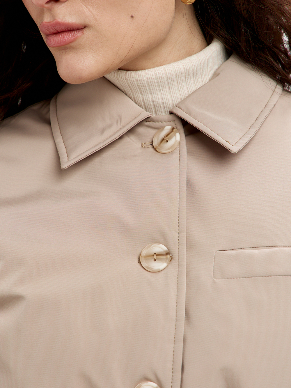 Бежевая куртка Hedman