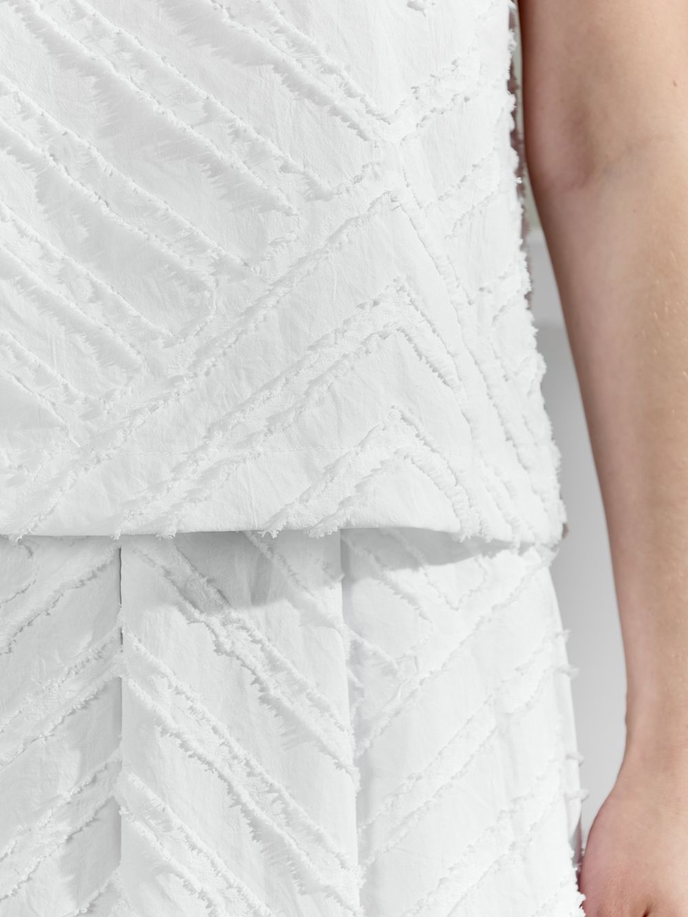 Костюм женский Ангелина-3 Виотекс БЕЛЫЙ